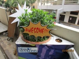 foam board with handle