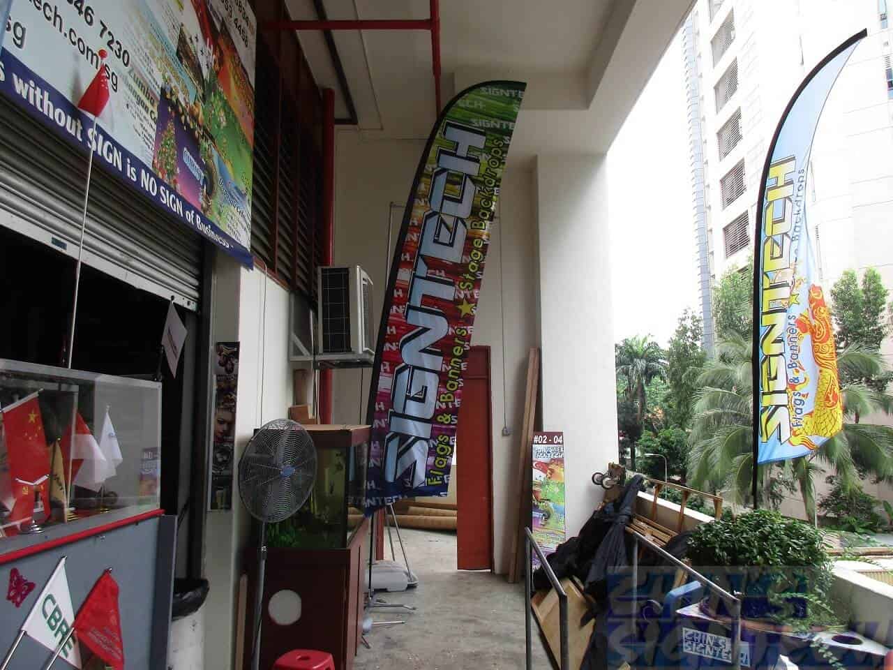 Feather Flags From 129 Ideal For Outdoor Indoor Displays Free Quote