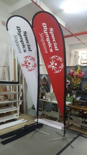 3.3m Medium size teardrop banner - double sided