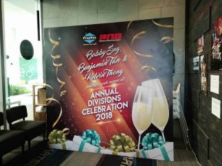 Photo booth backdrop -8 x 8ft