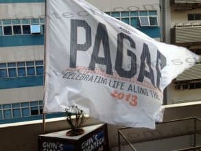 Flag with pole flying - Pagar